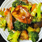 Best Roast Pork with Broccoli 芥兰叉烧 in Brookville, IN