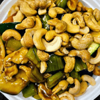 Best Chicken with Cashew Nuts (Combo Plate) 腰果鸡(组合) in Brookville, IN